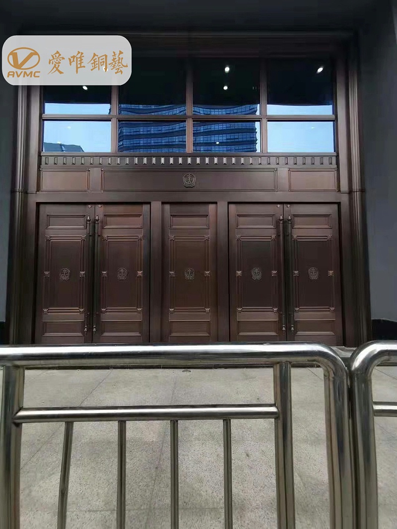 愛唯銅門
