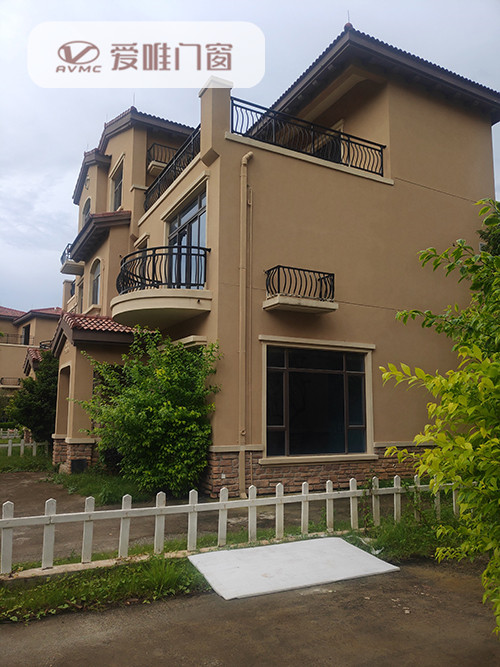 鋁合金門(mén)窗工程案例